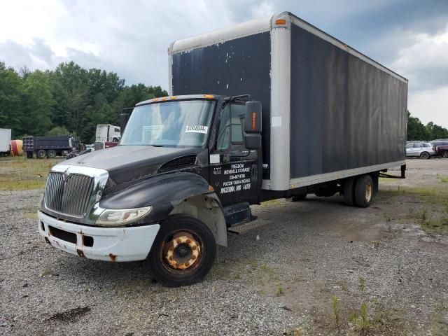 2002 International 4000 4300