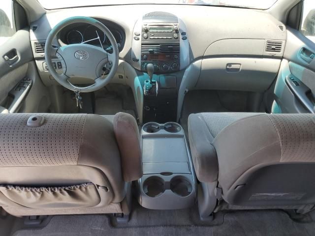 2008 Toyota Sienna CE