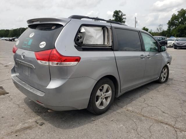 2011 Toyota Sienna LE