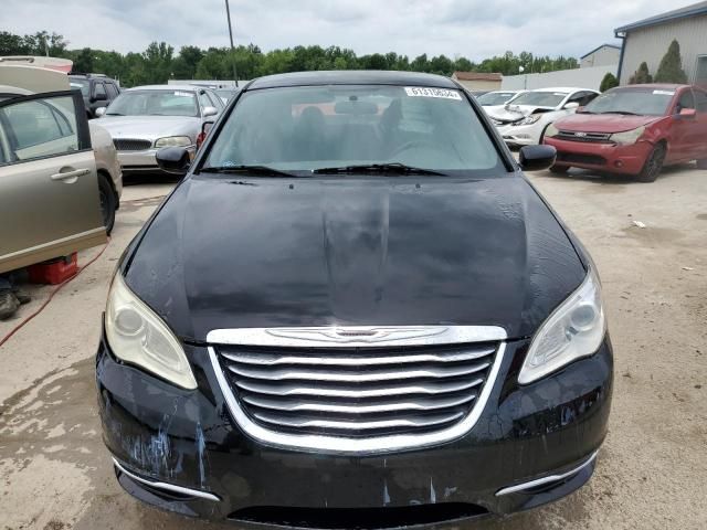 2013 Chrysler 200 Touring