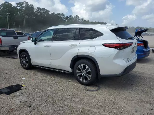 2020 Toyota Highlander XLE