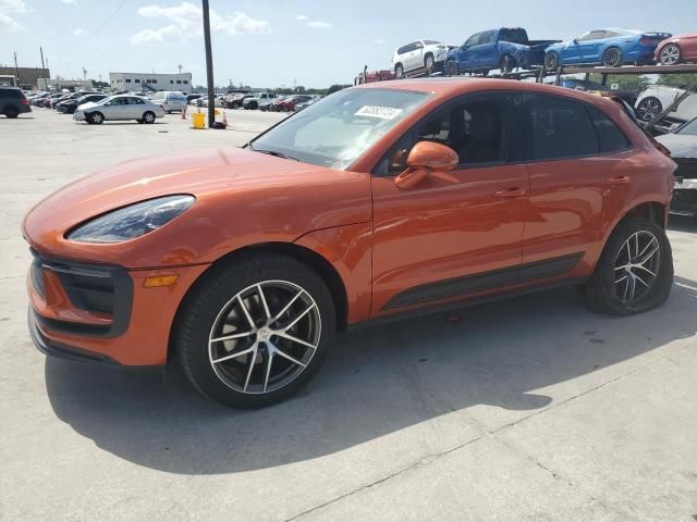 2023 Porsche Macan Base