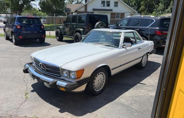 1987 Mercedes-Benz 560 SL