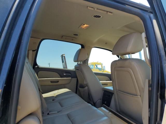 2009 GMC Yukon XL K2500 SLT