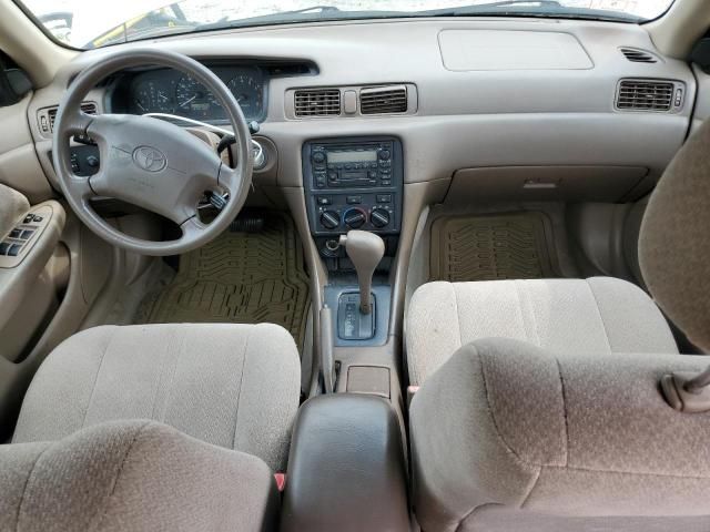 2000 Toyota Camry CE