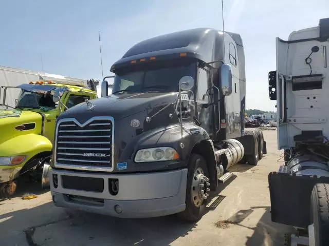 2016 Mack 600 CXU600