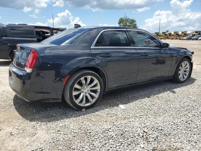 2018 Chrysler 300 Touring