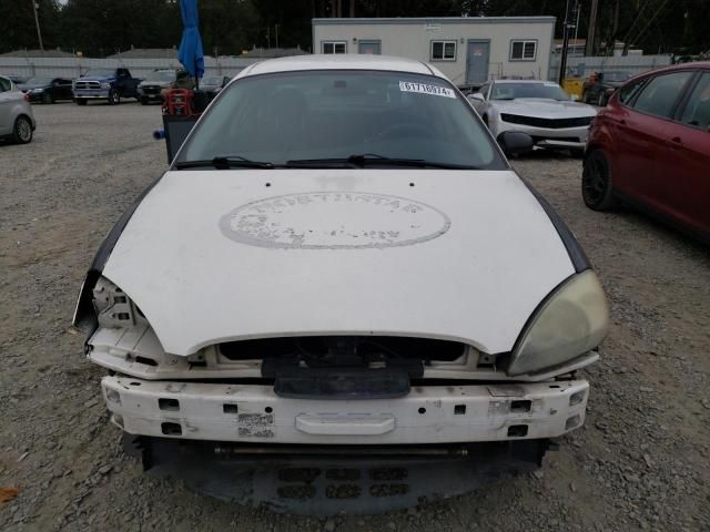 2005 Ford Taurus SE