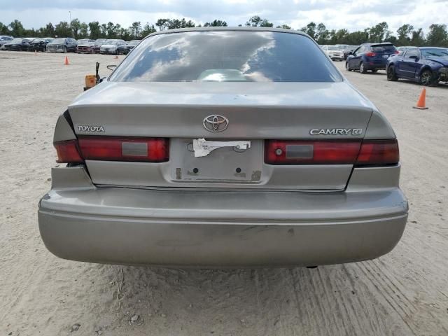 1999 Toyota Camry LE