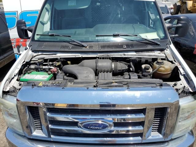 2011 Ford Econoline E350 Super Duty Van