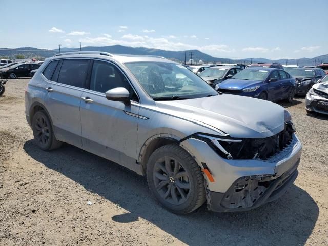 2022 Volkswagen Tiguan SE