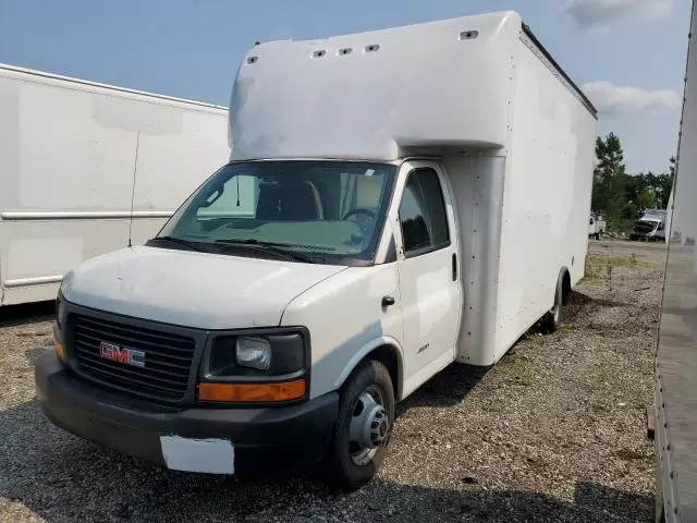 2017 GMC Savana Cutaway G4500