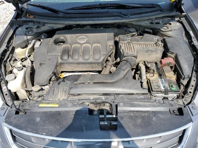 2010 Nissan Altima Base