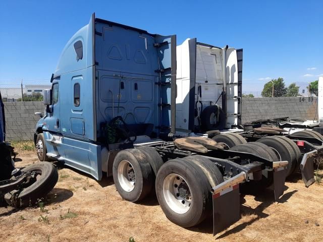 2018 Freightliner Cascadia 125