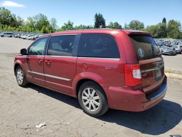 2016 Chrysler Town & Country Touring