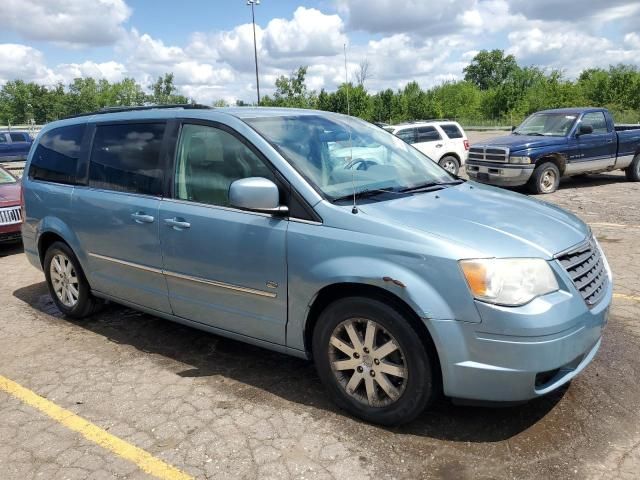 2009 Chrysler Town & Country Touring