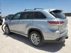 2016 Toyota Highlander LE