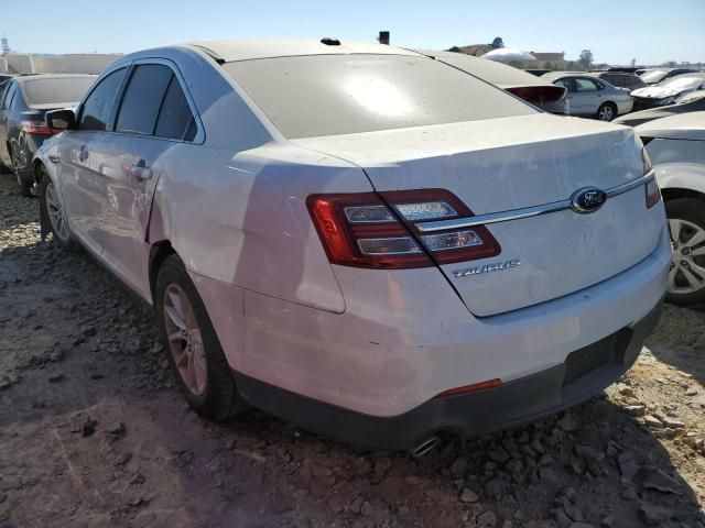 2014 Ford Taurus SE