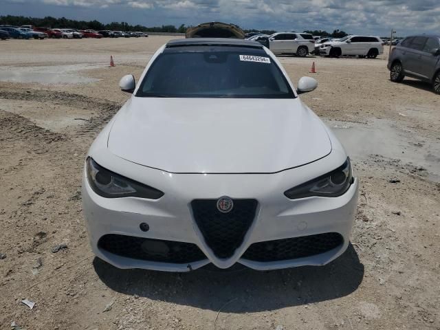 2018 Alfa Romeo Giulia