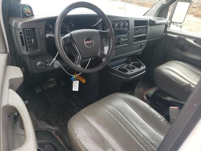 2008 GMC Savana Cutaway G3500