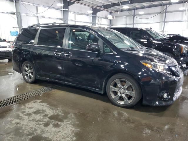 2015 Toyota Sienna Sport