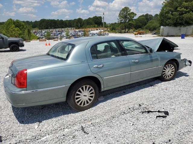 2004 Lincoln Town Car Ultimate