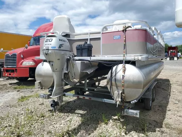 2005 Sylvan Pontoon