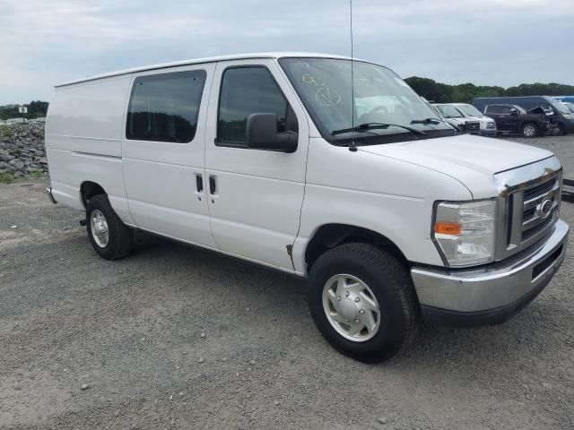 2014 Ford Econoline E350 Super Duty Van