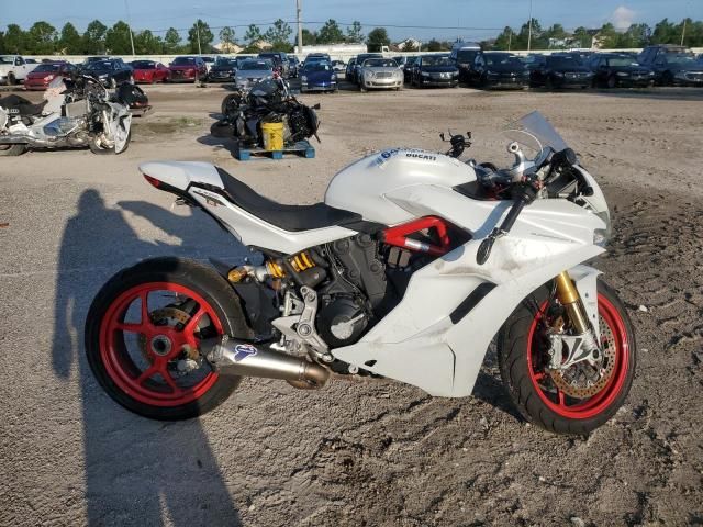 2018 Ducati Supersport