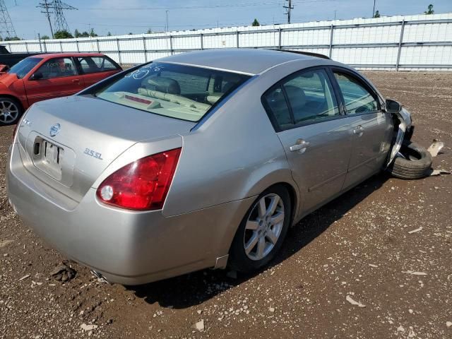 2004 Nissan Maxima SE