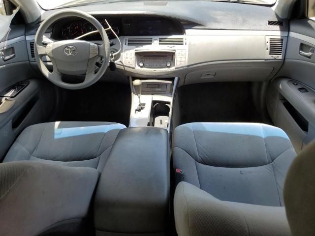 2005 Toyota Avalon XL