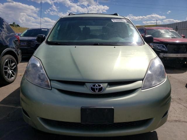 2008 Toyota Sienna LE