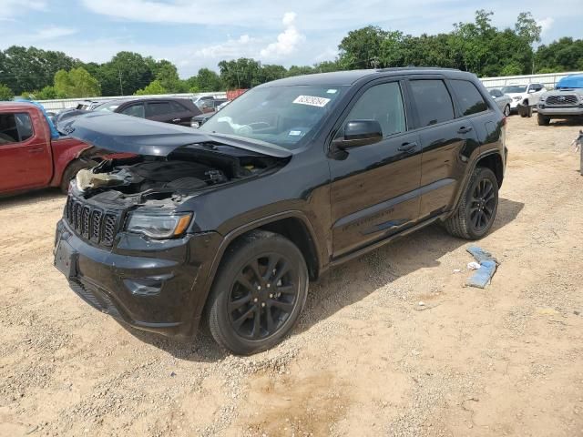 2020 Jeep Grand Cherokee Laredo