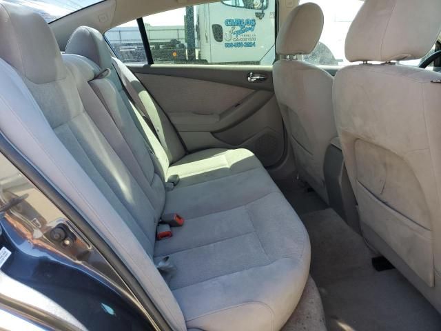 2011 Nissan Altima Base