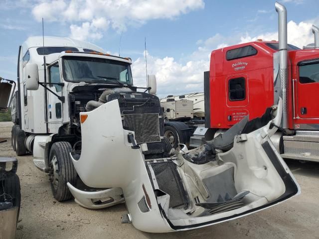 2010 Kenworth Construction T660