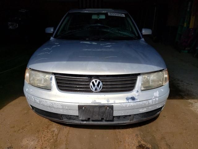 2001 Volkswagen Passat GLS