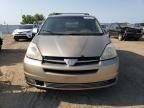 2004 Toyota Sienna XLE