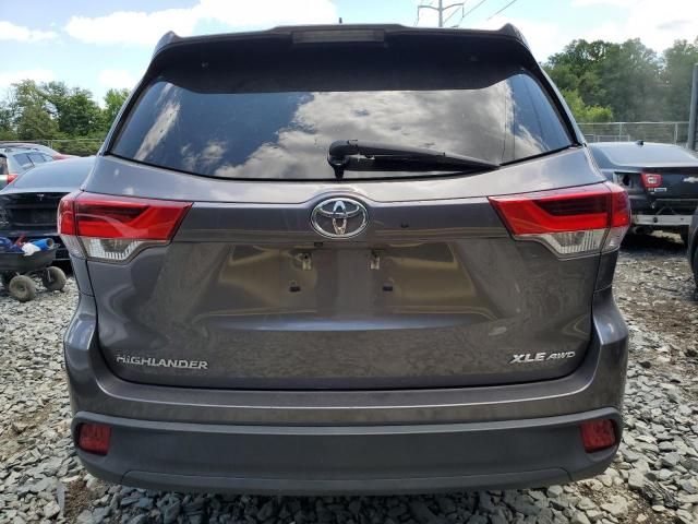 2017 Toyota Highlander SE