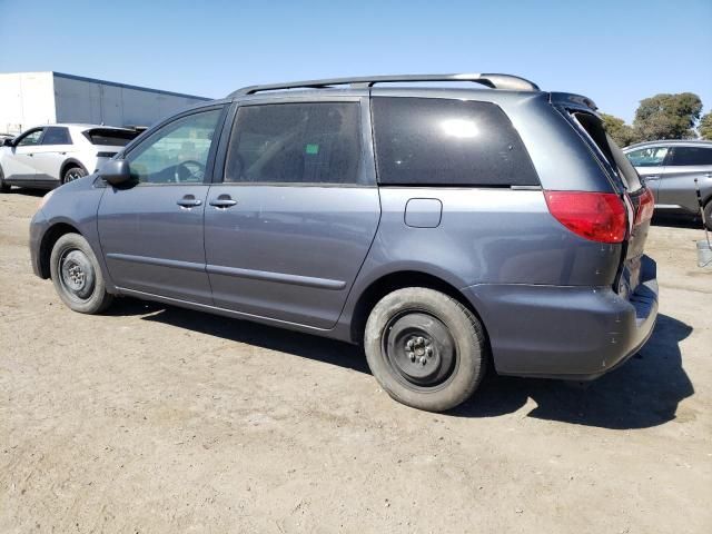 2008 Toyota Sienna XLE