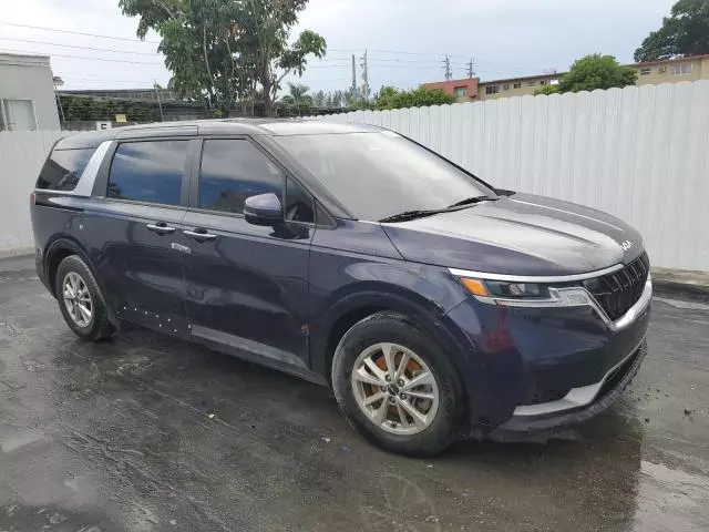 2022 KIA Carnival LX