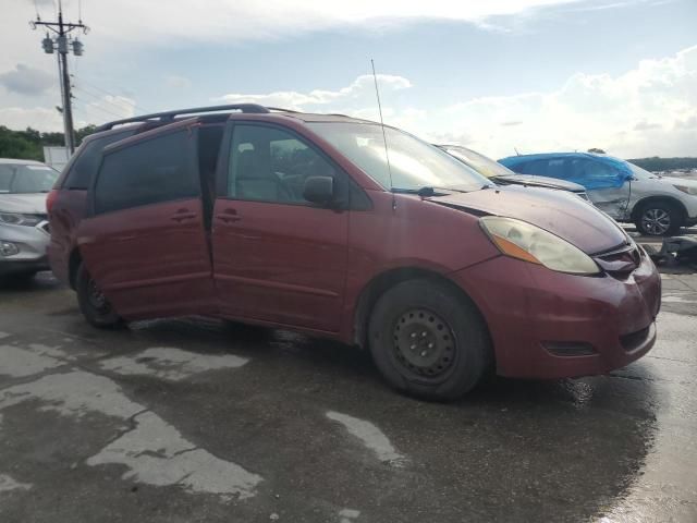 2009 Toyota Sienna CE