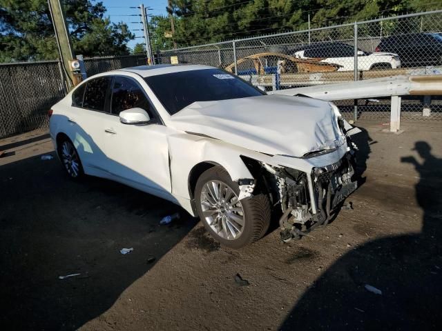 2018 Infiniti Q50 Luxe