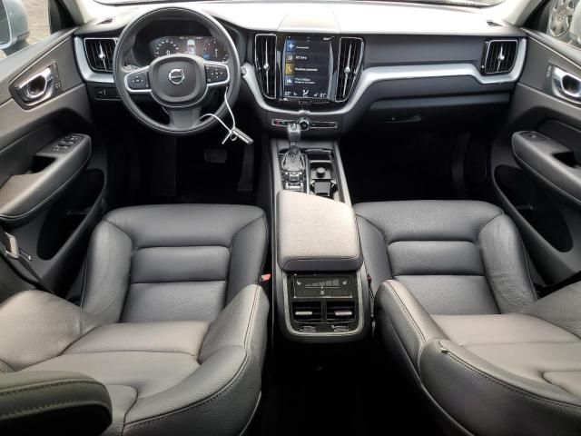 2018 Volvo XC60 T6 Momentum