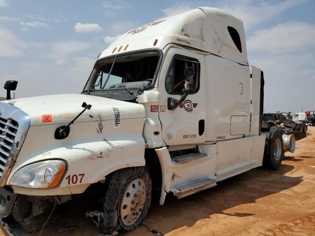 2015 Freightliner Cascadia 125