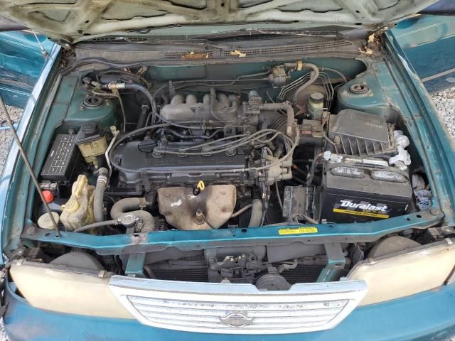 1995 Nissan Sentra Base