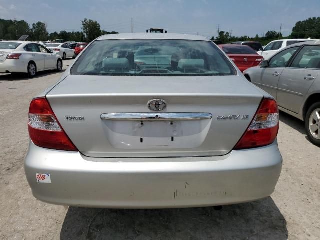 2004 Toyota Camry LE