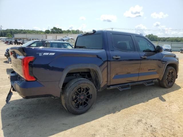 2023 Toyota Tundra Crewmax SR