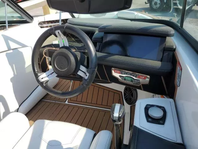 2017 Nauticstar Boat