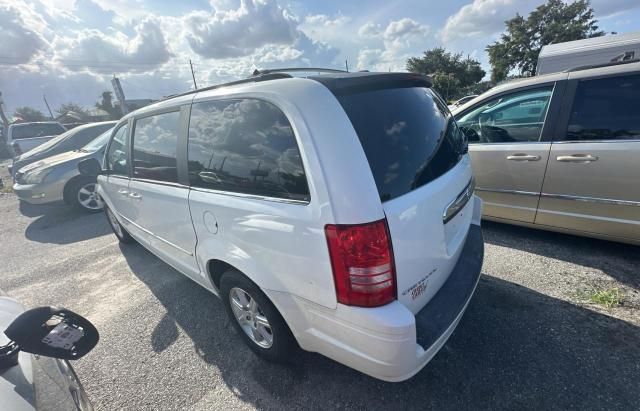 2010 Chrysler Town & Country Touring