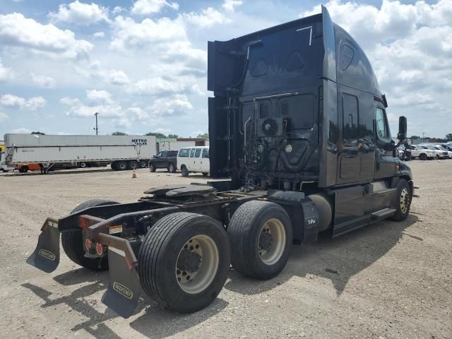 2015 Freightliner Cascadia 125